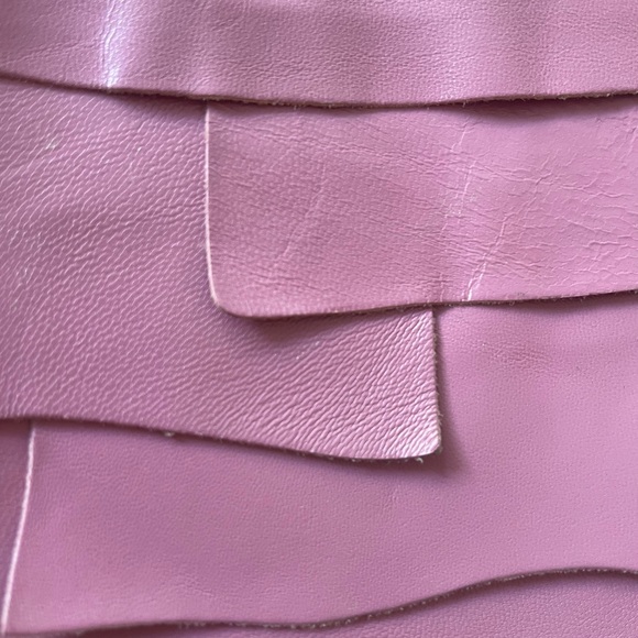 Fashionable leather with two handles. You can remove a long chain. - Picture 4 of 8